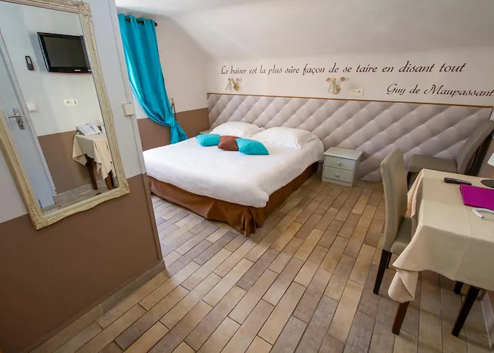 ホテル De L'isere カンヌ