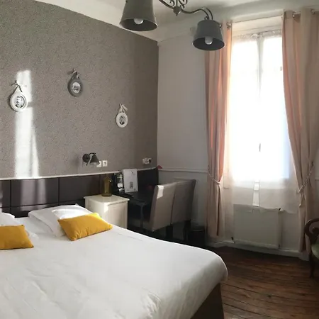 De L'isere Канны