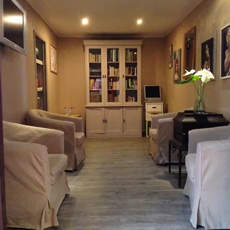 Hotel De L'isere 3*
