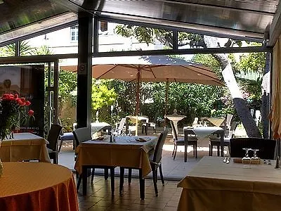 De L'isere Hotel Cannes